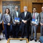 Acad&eacute;micas de la Face tradujeron libro de importancia a nivel latinoamericano